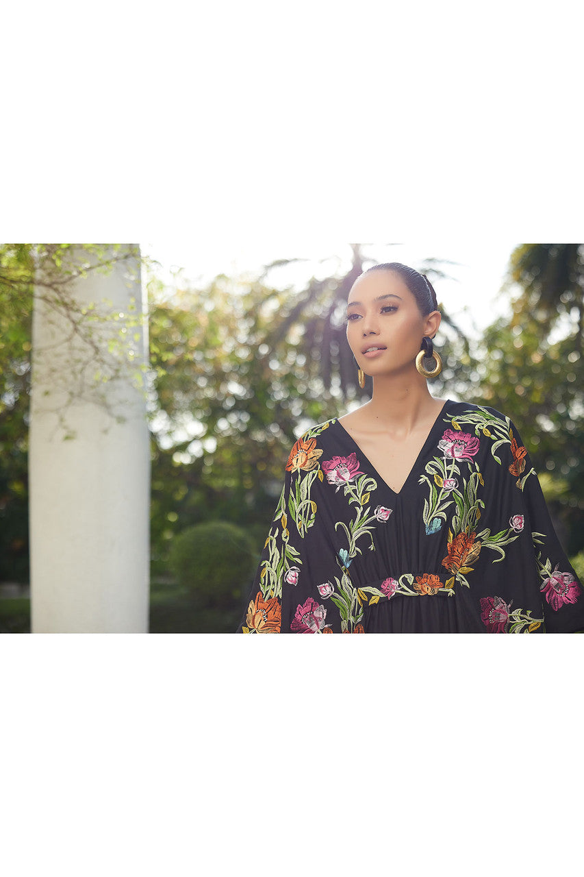 Buy Couture Shinjo Embroidered Caftan in Black Online Black