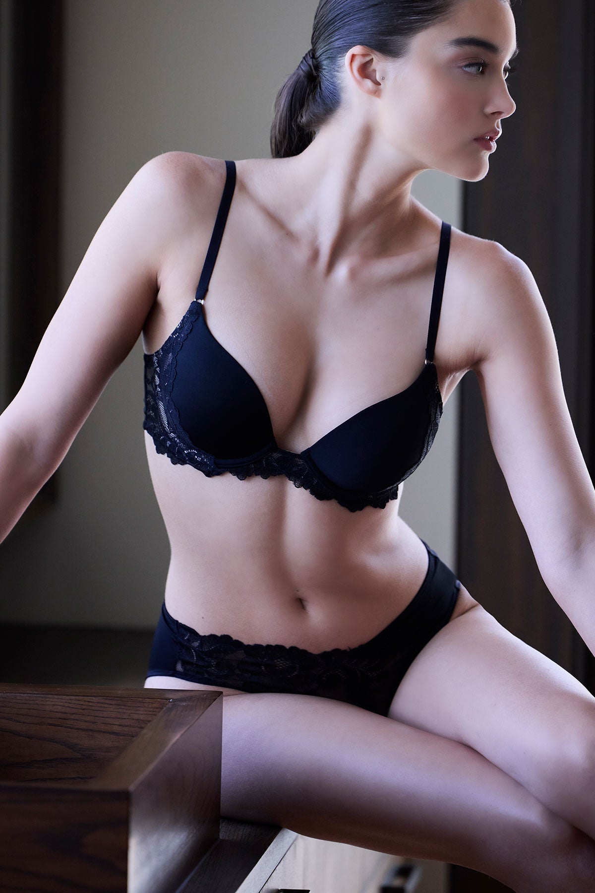 Peony Bikini Black