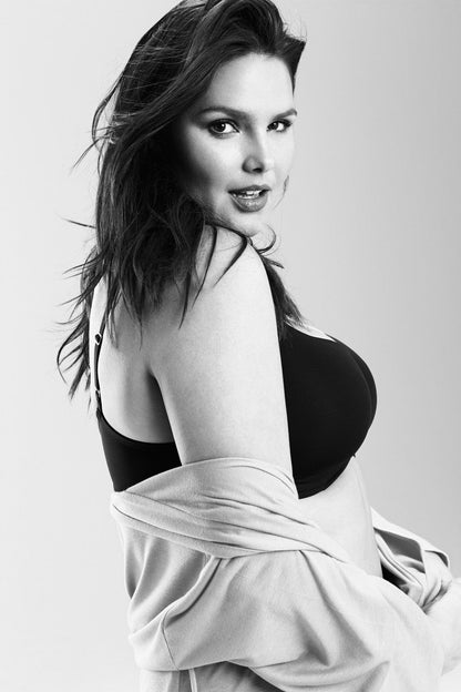 Buy Chic Comfort Bra in Black Online Black