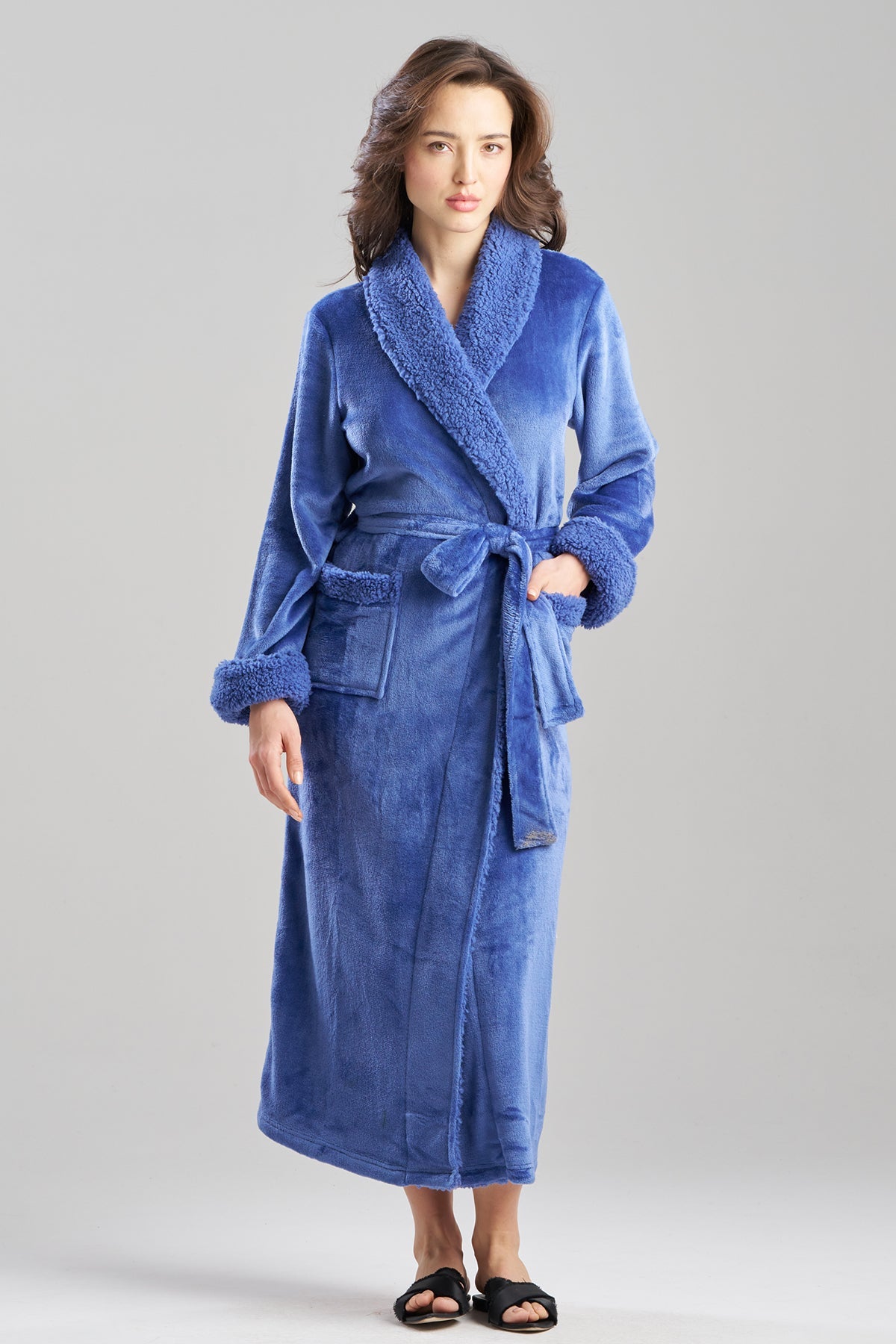 Plush Sherpa Robe Bluefrost