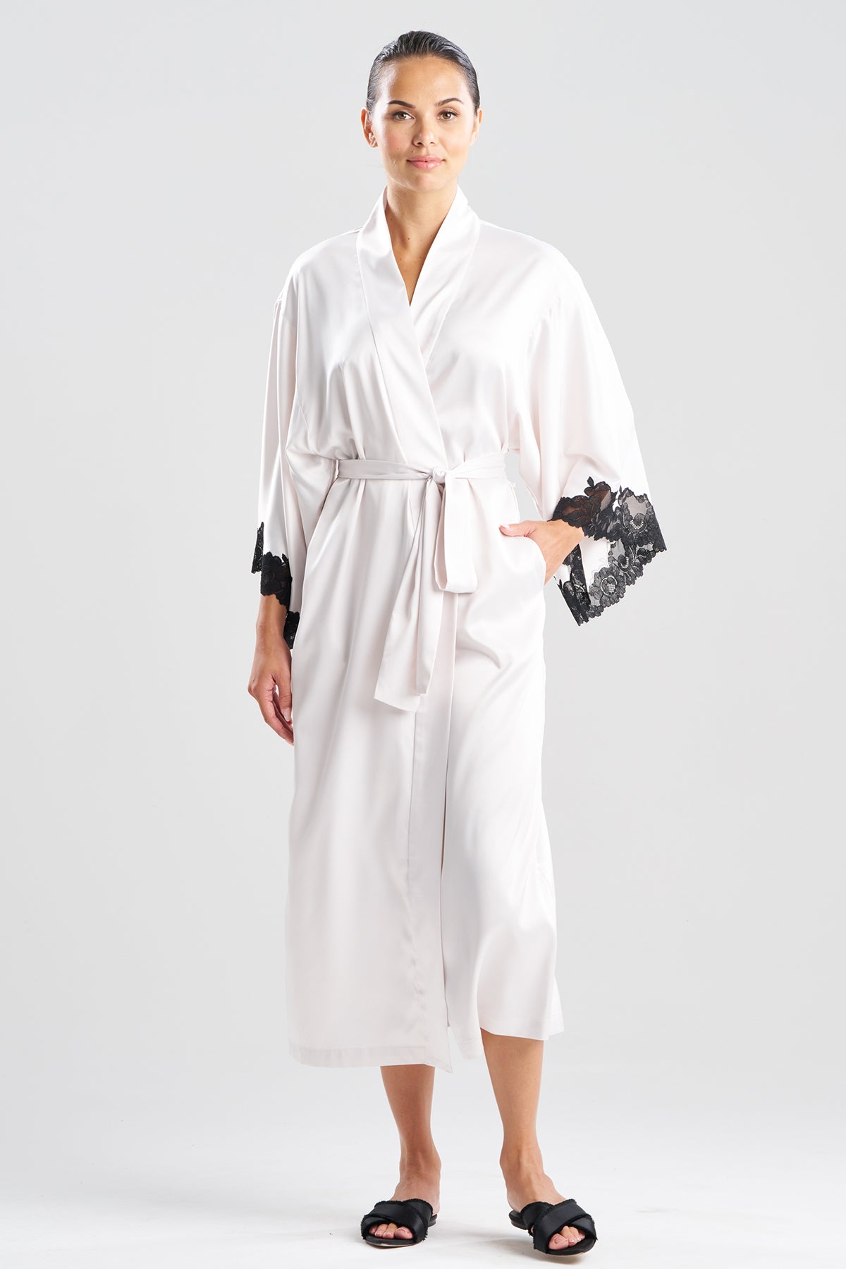 Peony Glamour Robe Off White