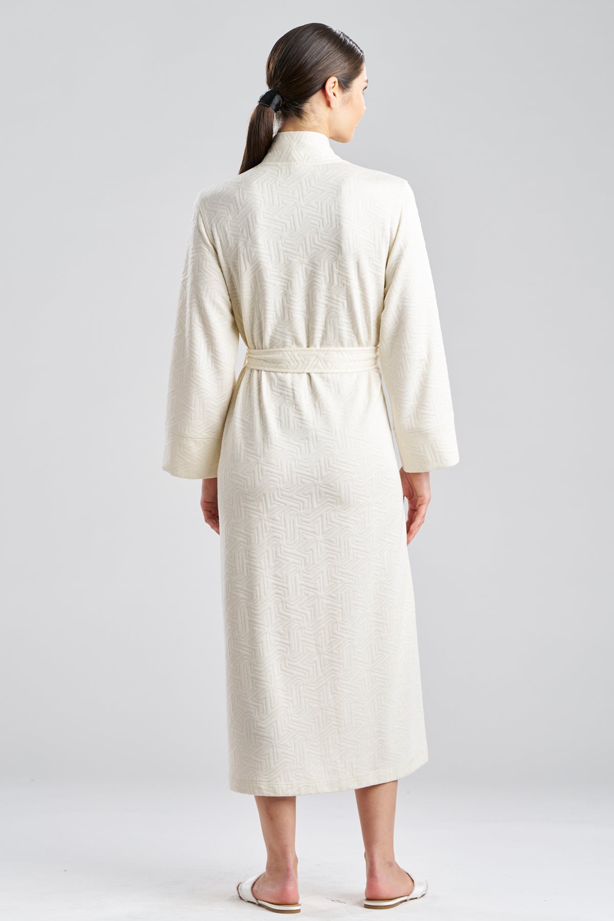Quilted Geo Knit Jacquard Robe White Opal