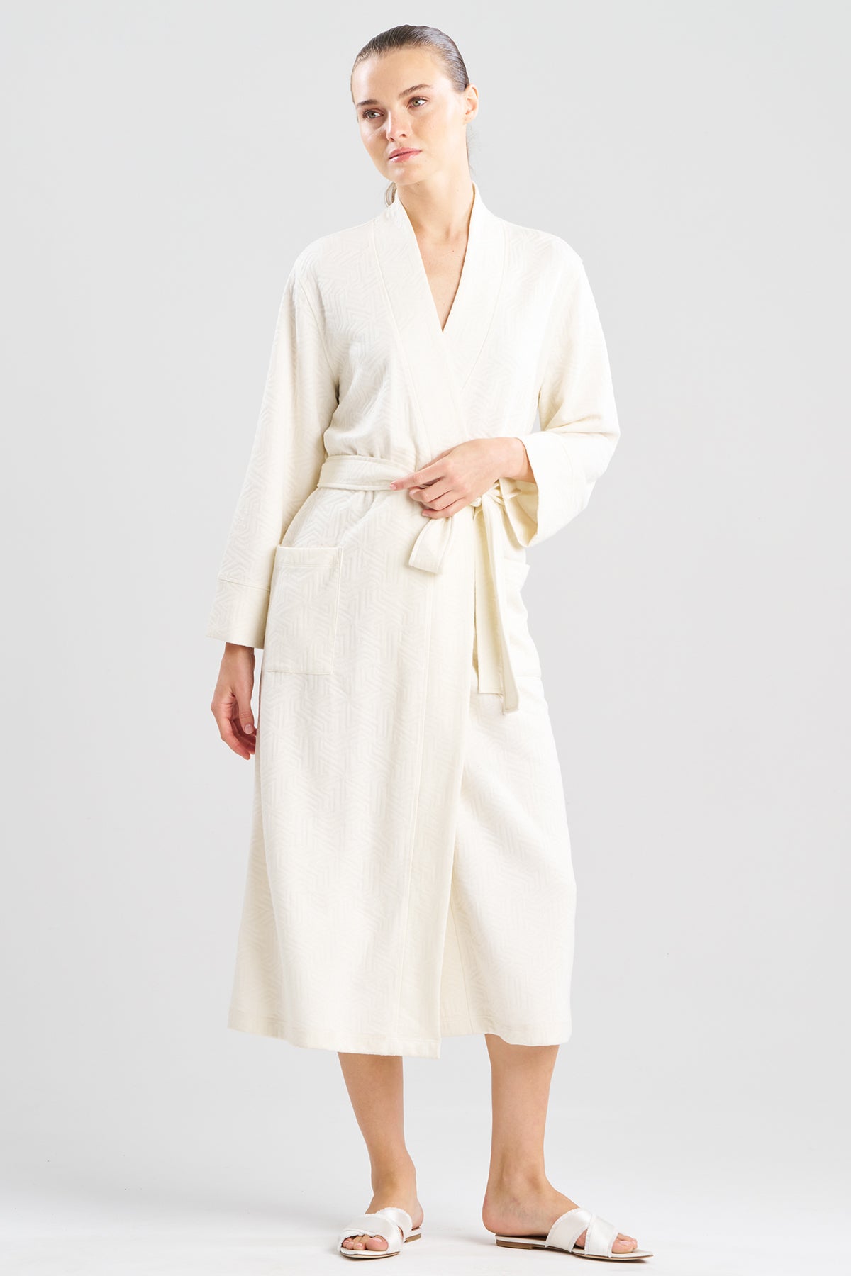 Quilted Geo Knit Jacquard Robe White Opal