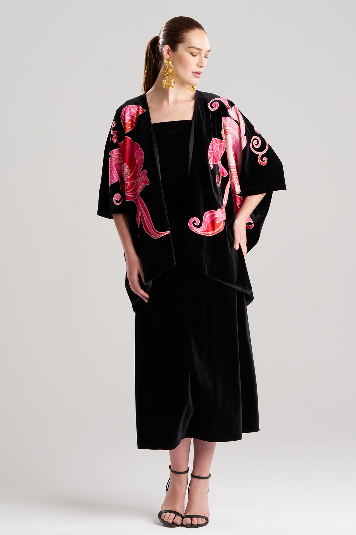 Natalie Velvet Appliqued Cocoon Cardigan Black