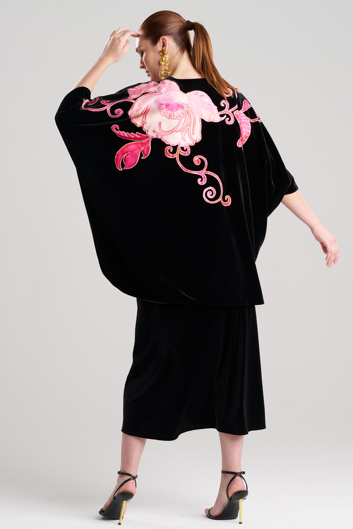 Natalie Velvet Appliqued Cocoon Cardigan Black
