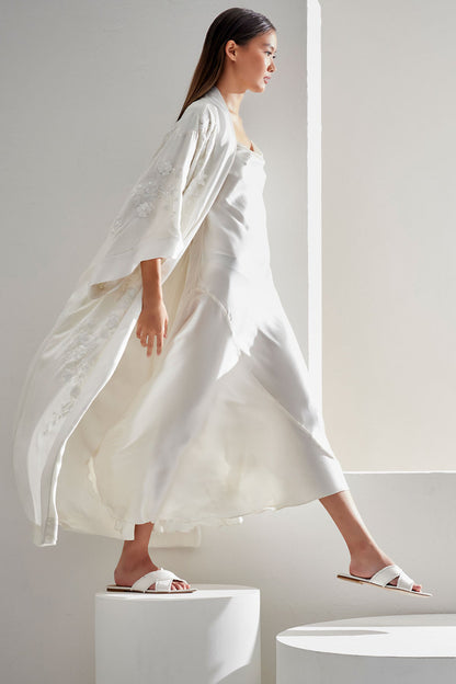 Couture Sakura Embroidered Silk Robe Warm White