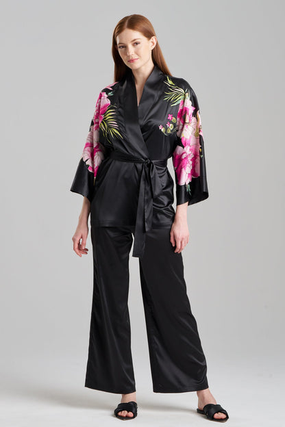 Glamour Floral Applique Wrap Black