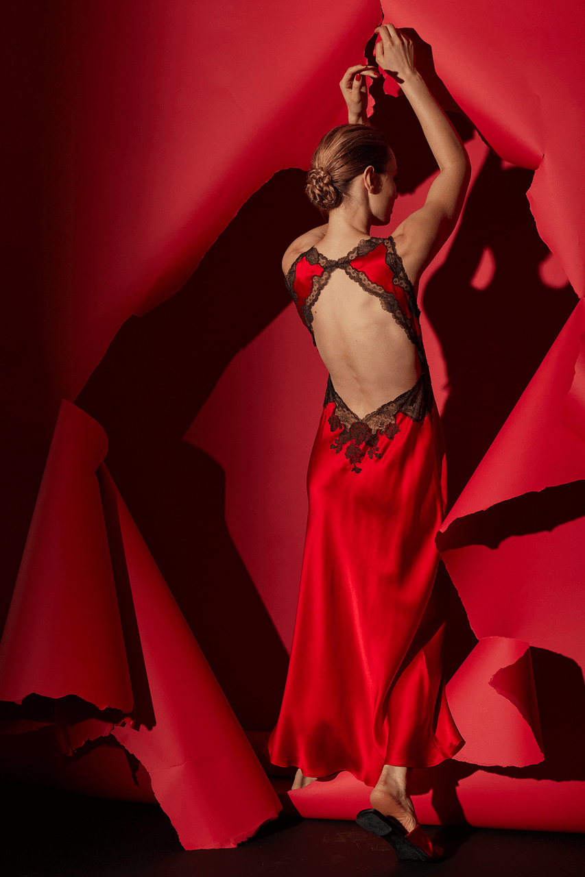 Buy Lolita Lace Trim Silk Gown in Scarlet/Ash Black Online Scarlet/Ash Black