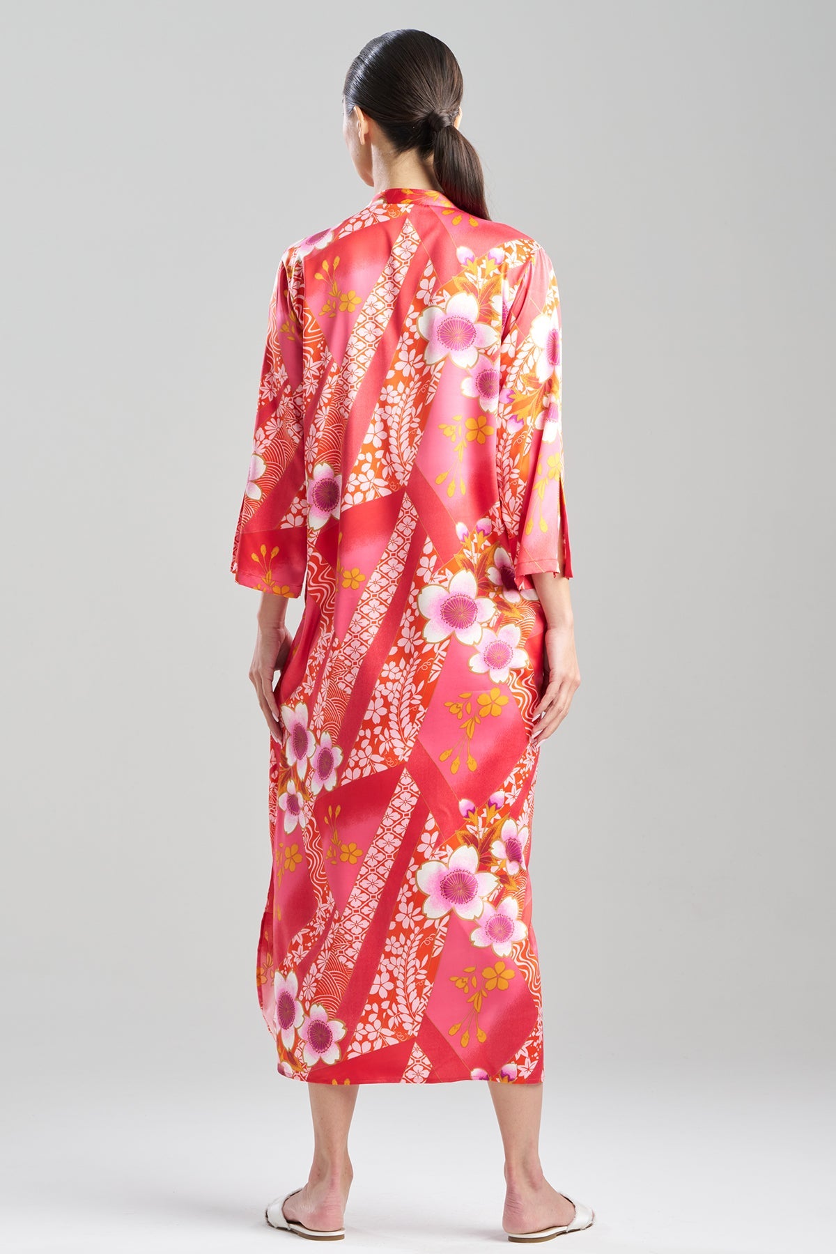 Magnolia Printed Satin Mandarin Caftan Deep Rasberry