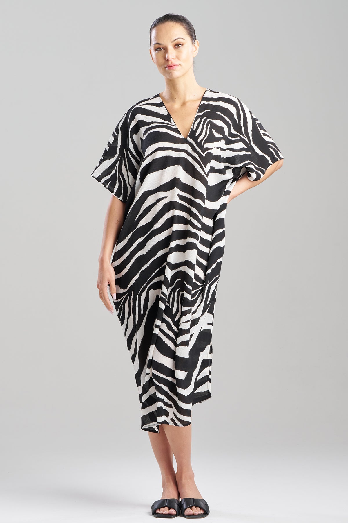 Savanna Crinkle Caftan Black/White