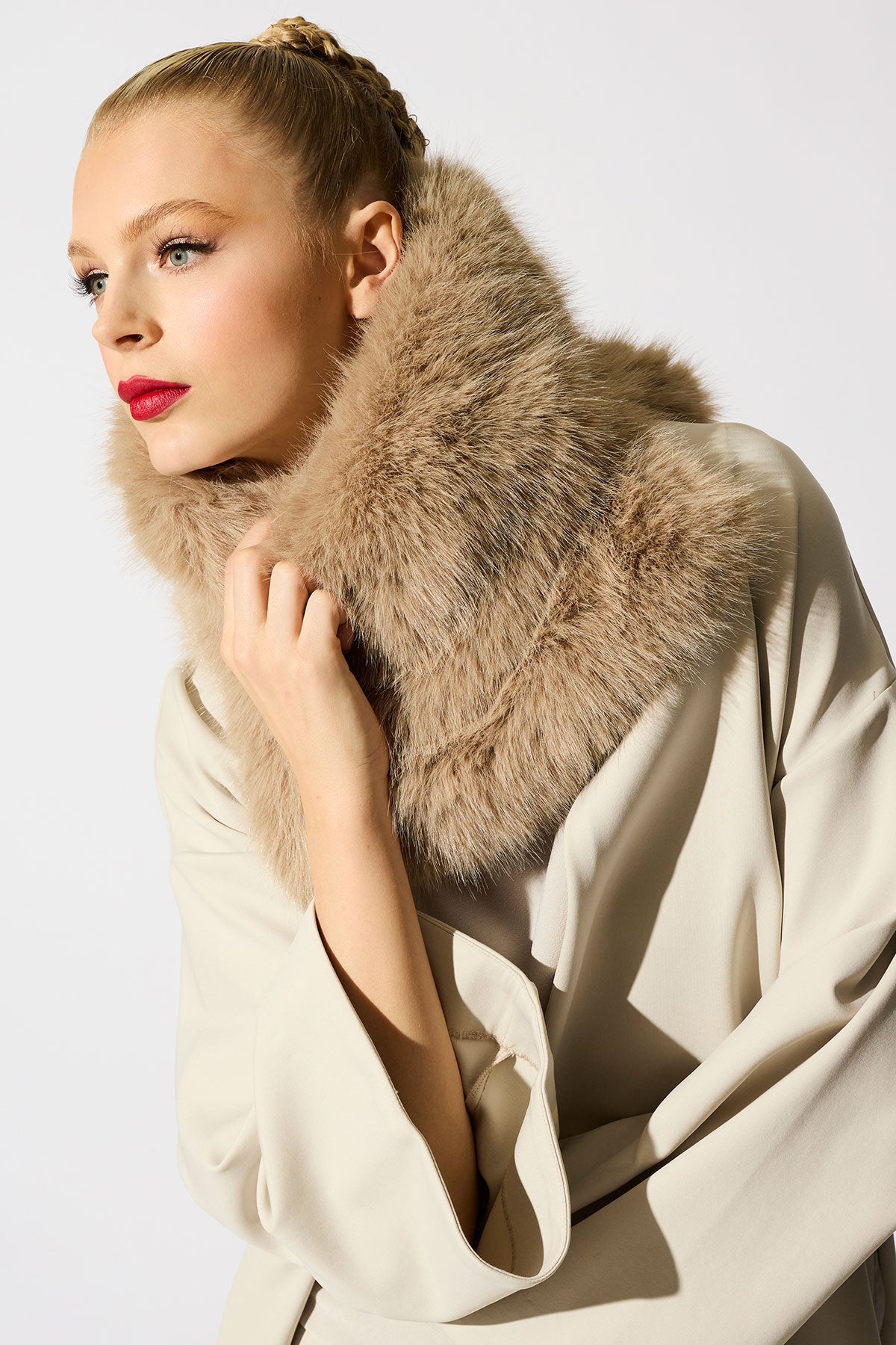 Techno Crepe Kimono Coat Pearl