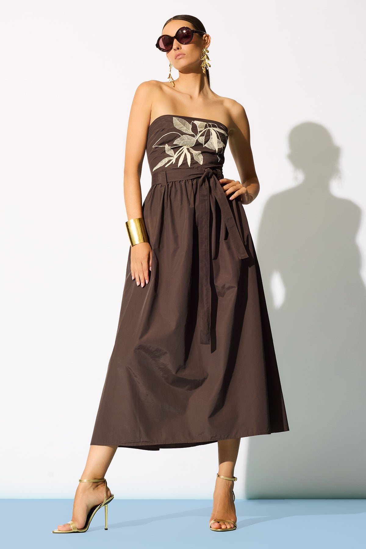 Techno Poplin Embroidered Strapless Belted Dress Coffee Bean
