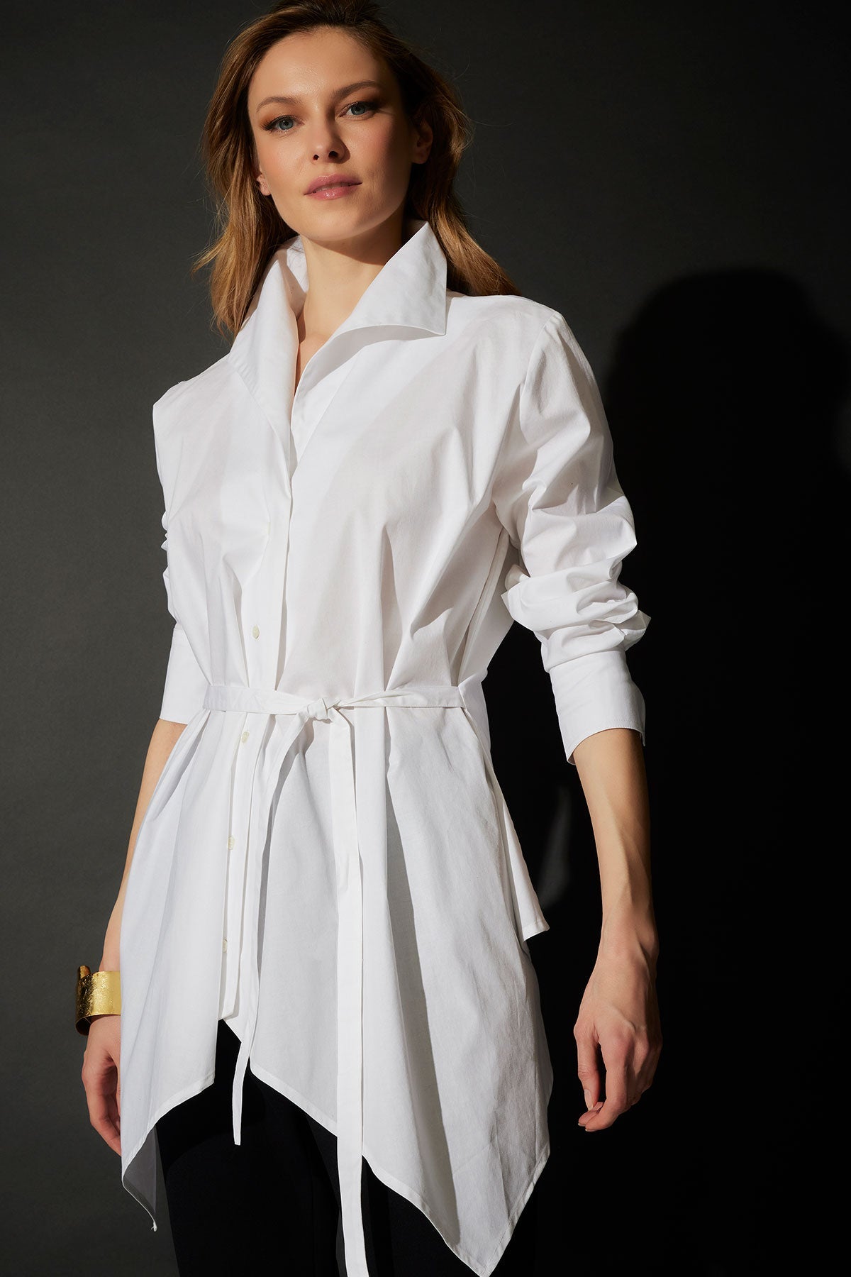 Cotton Poplin Handkerchief Hem Shirt White