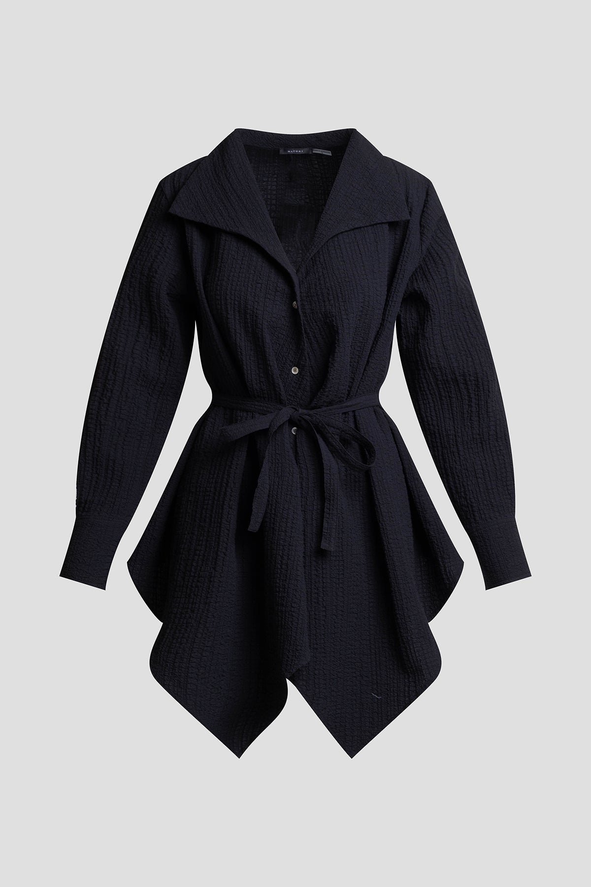 Matelassé Cotton Handkerchief Hem Shirt Black