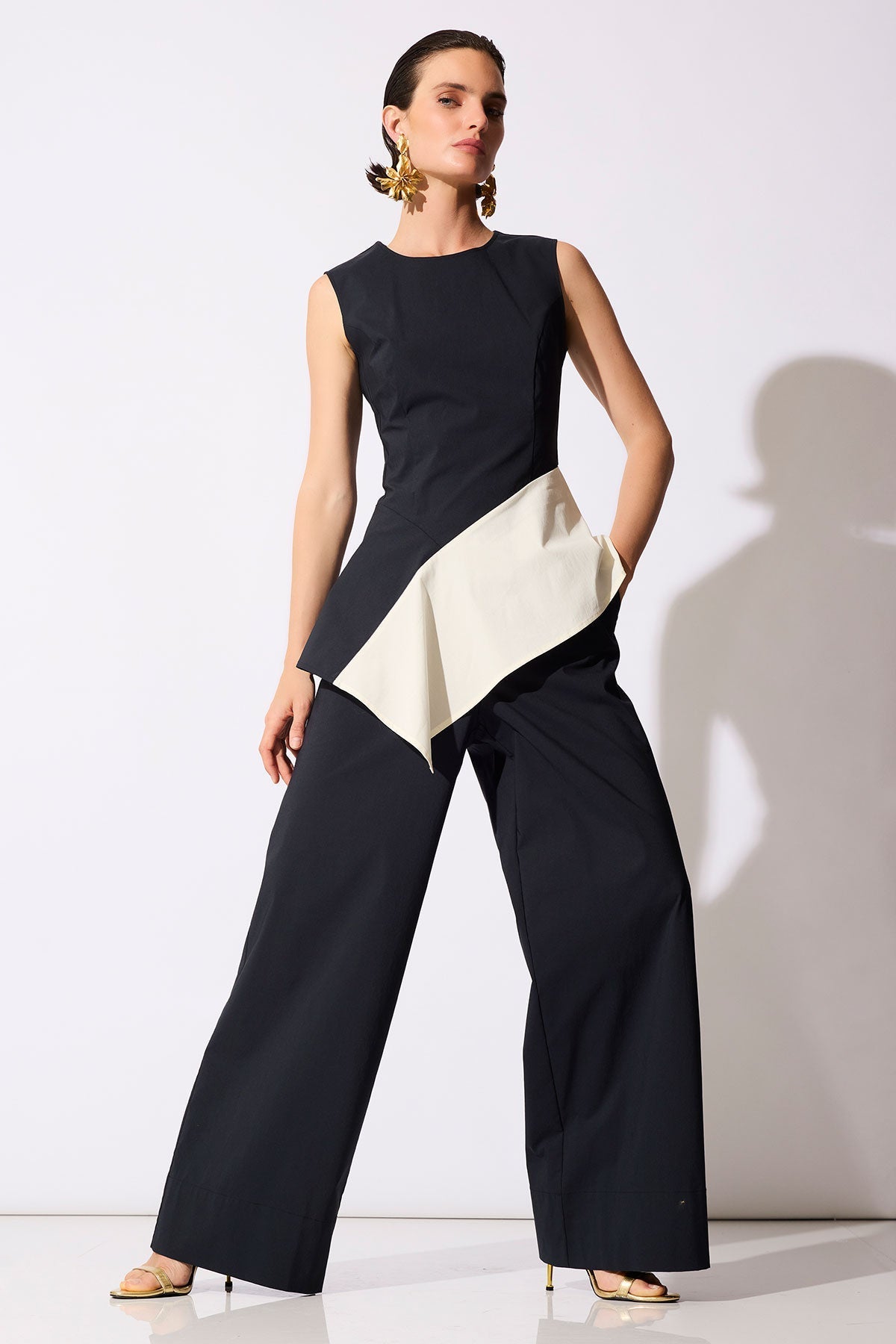 Color Block Tech Cotton Taffeta Asymmetric Top Black/White