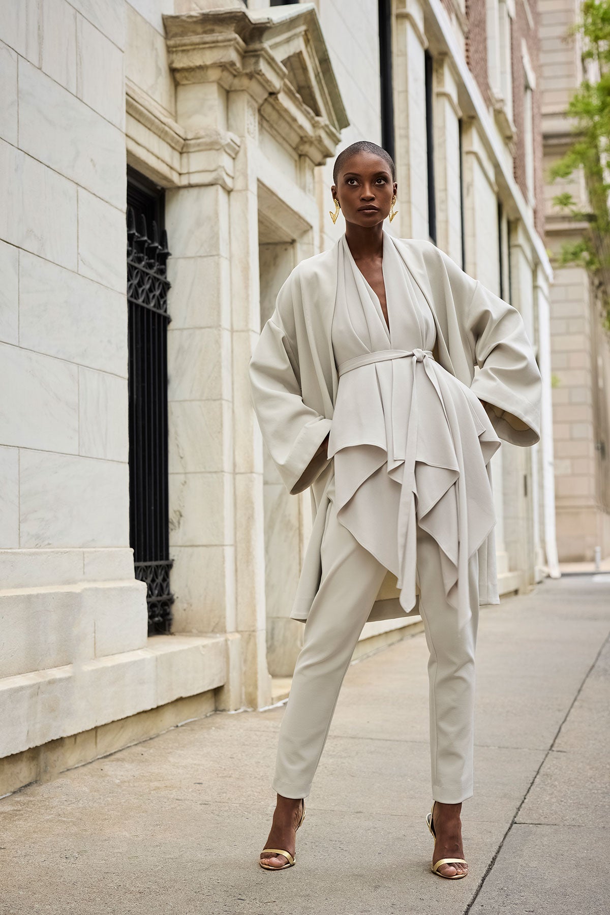 Techno Crepe Side Zip Ankle Pants Pearl