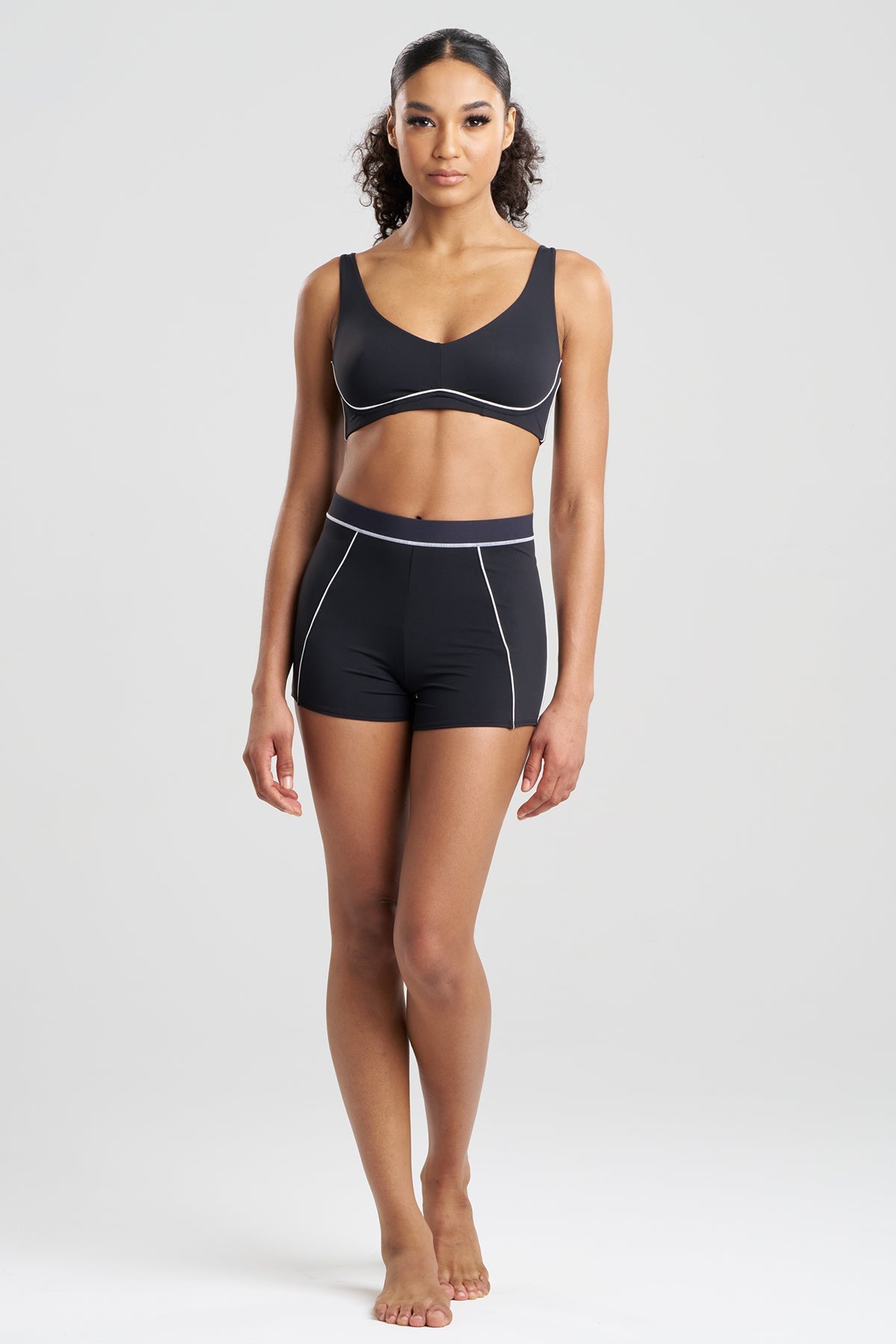 Explore Sport Shorts Black/White
