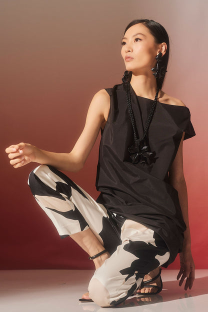 Nishi Cotton Side Zip Ankle Pants Neutral