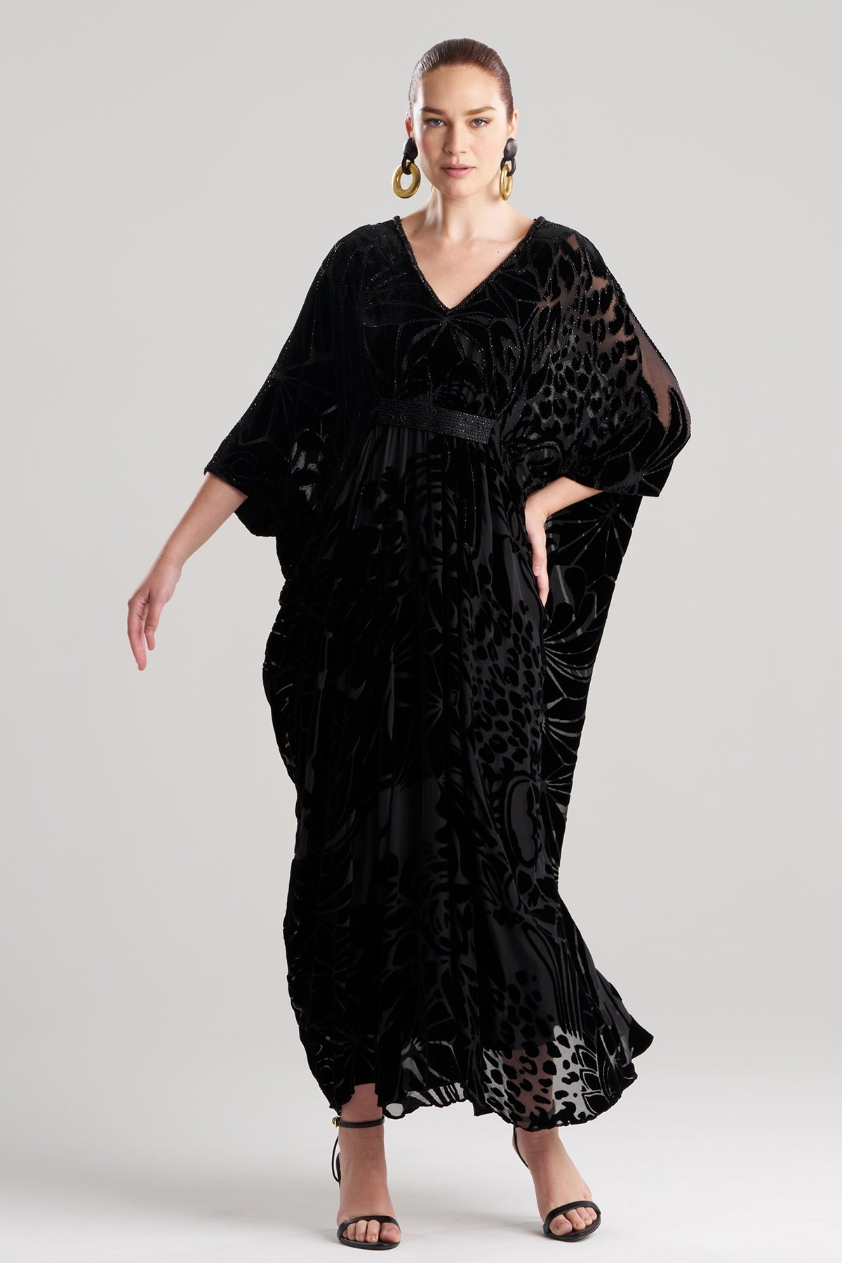 Nouveau Velvet Embellished Silk Caftan Black