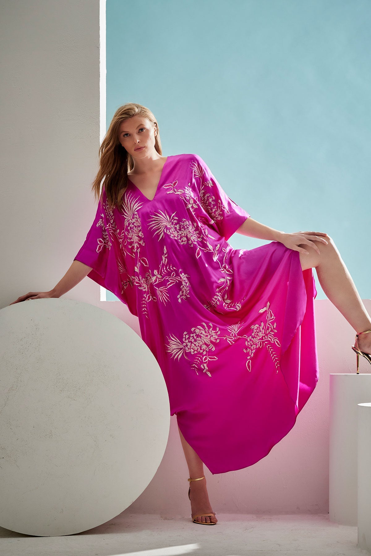 Couture Chrysanthemum Embroidered Cocoon Silk Caftan Hot Pink