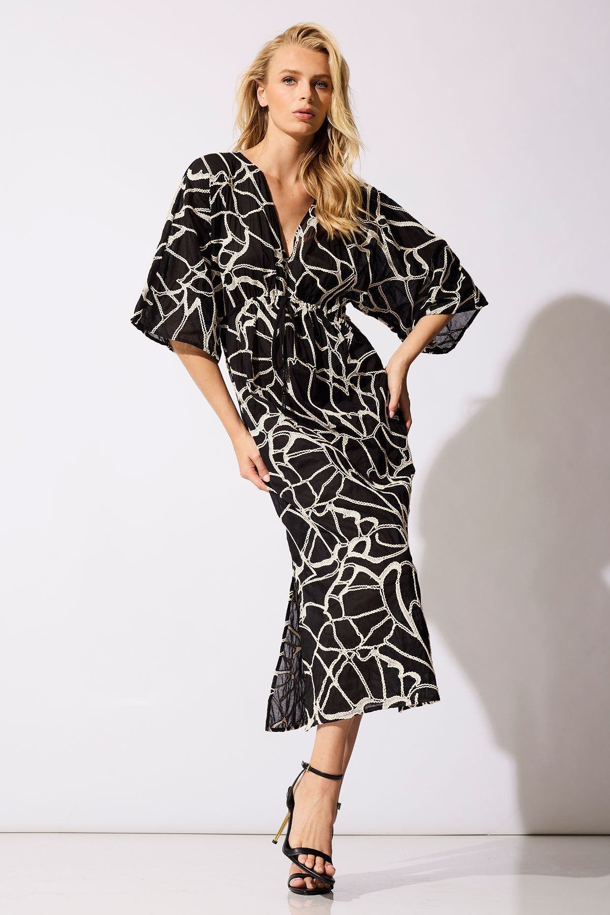 Butterfly Embroidery Cotton Caftan Black