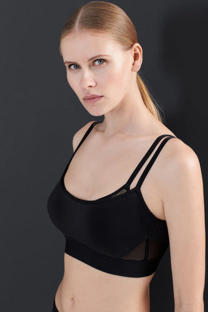 Buy Gravity Contour Underwire Sports Bra in Black Online Black