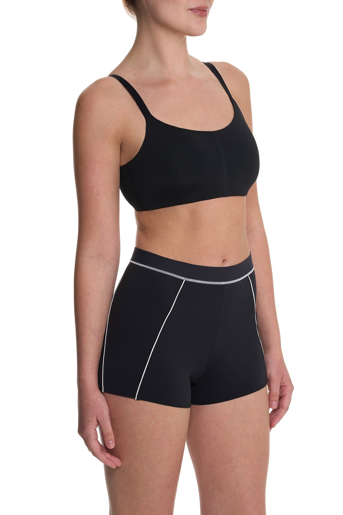 Elevate Convertible Wireless Sports Bra Black