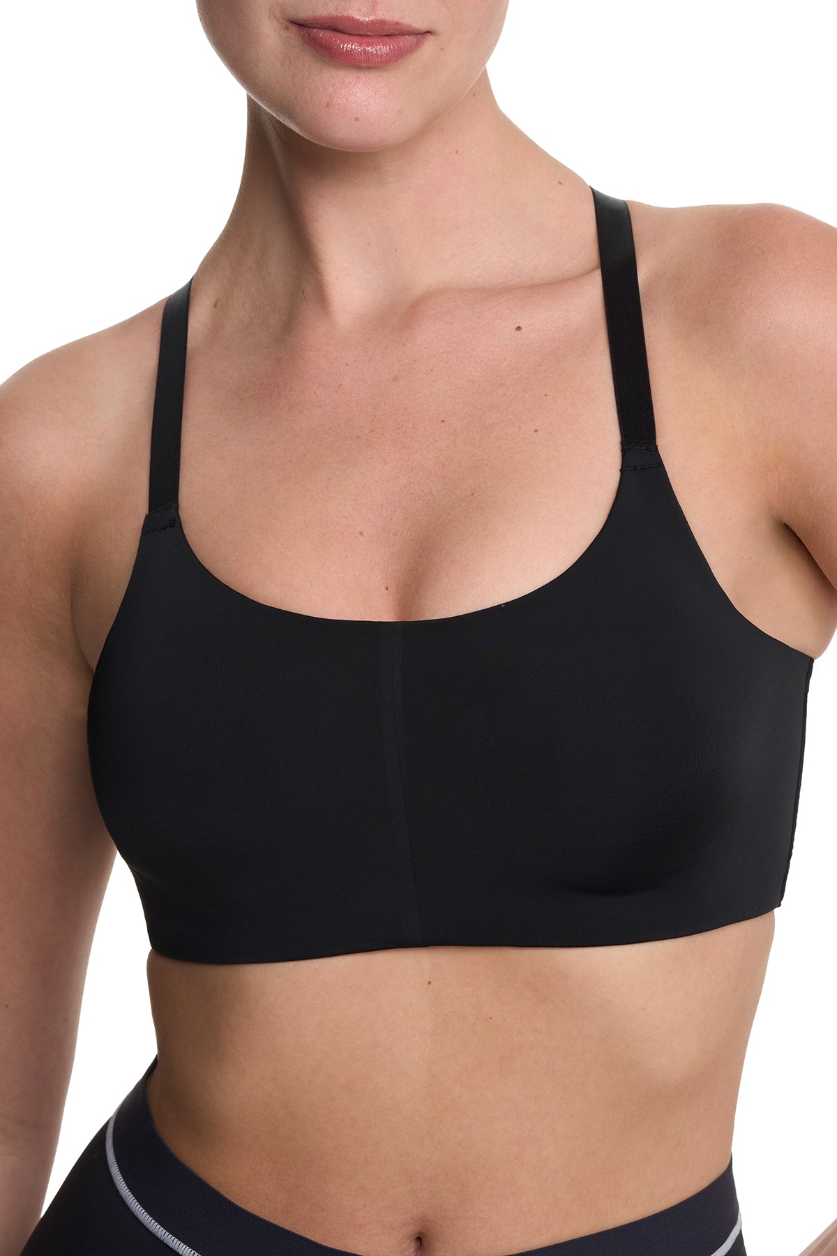 Elevate Convertible Wireless Sports Bra Black