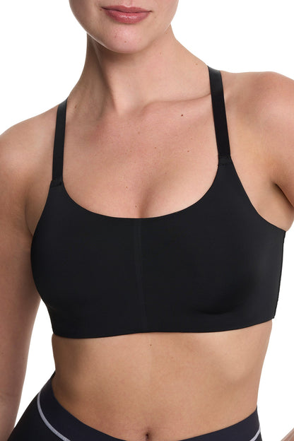Elevate Convertible Wireless Sports Bra Black
