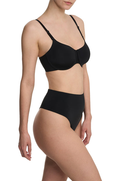 Liquid Smooth Shape Minimizer Bra Black