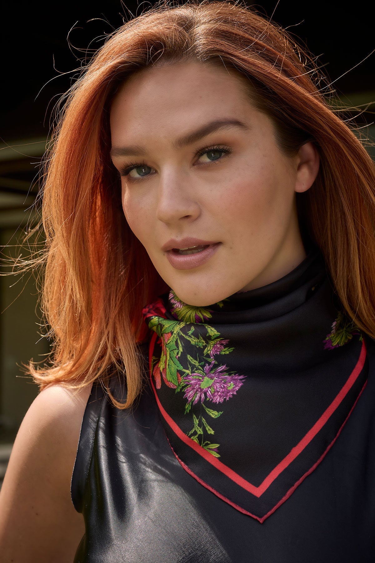 Silk Scarf Chrysanthemum Black