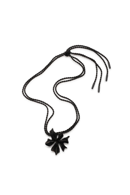 Horn Floral Pendant Necklace Black