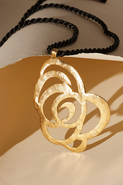 Buy Gold Plated Floral Scroll Necklace in Gold Online Gold