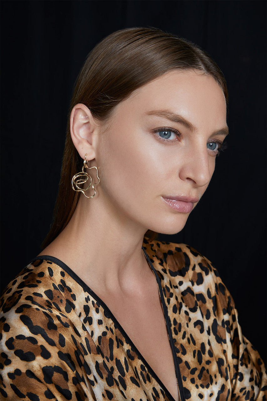 Buy Sakura 14k Hoop Earrings in 14K Yellow Gold Online 14K Yellow Gold