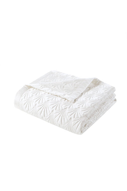 Jeju Embroidered 3 Piece Quilt Mini Set Ivory